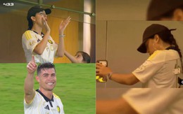 Georgina khoe visual sáng bừng bế con cổ vũ Ronaldo, mặc đơn giản vẫn sexy chiếm trọn "spotlight" trên khán đài