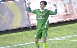 Trò cưng thầy Kim cản phá penalty, đẩy cựu vương V.League vào "vòng xoáy nguy hiểm"