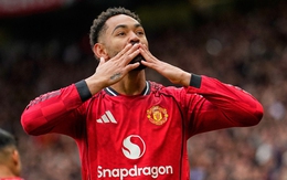 Man Utd thắng Liverpool 3-2, chắc suất trở lại Champions League