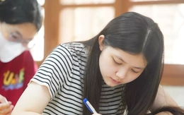 Gần 125.000 thí sinh Hà Nội làm bài thi Ngữ văn vào lớp 10
