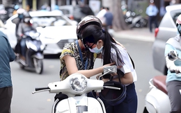 Chỉ có cha mẹ EQ thấp mới làm 4 điều này khi con vừa thi xong