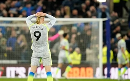 Man City sảy chân trước Everton, mất quyền tự quyết trong cuộc đua vô địch