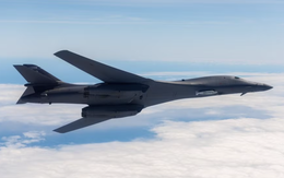 Phát hiện tên lửa siêu thanh ARRW trên máy bay B-1B Lancer