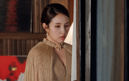 Nữ ca sĩ 35 tuổi gửi thư mời đến bố mẹ đẻ: "Bố mẹ tôi sợ quá không dám đi, chỉ nói bận"