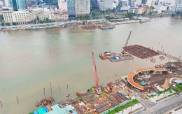 “Lá dừa nước” khổng lồ gần 1.000 tỷ đồng dần hiện ra giữa sông Sài Gòn, dự kiến đưa vào sử dụng dịp Quốc Khánh 2/9