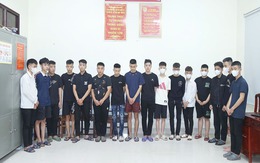 Tạm giữ 14 thanh niên mang 'phóng lợn' hỗn chiến rồi livestream câu view