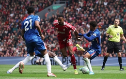 Liverpool hòa Chelsea 1-1, tiến gần suất dự Champions League