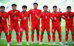 Lập hat-trick ngày ra quân, sao trẻ giúp tuyển Việt Nam "bay cao" là ai?