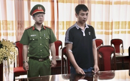 Quyết định bắt Đỗ Đình Dũng - đối tượng lao vào trụ sở chửi bới bóp cổ công an xã