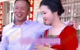 Người đàn ông quyết cưới nữ nhân viên kém 30 tuổi, hành động với cha cô dâu khiến cả đám cưới chết lặng