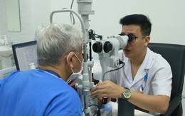 Người cao tuổi được khám sức khỏe miễn phí mỗi năm một lần
