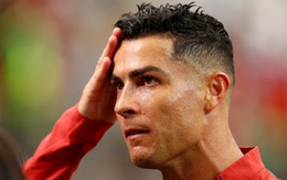 Cựu sao tuyển Anh: 'Kẻ ganh ghét nói Ronaldo hết thời, hãy im đi'