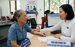 Nhất quyết yêu cầu cụ bà hơn 90 tuổi đến phường: Không thể máy móc hóa con người!