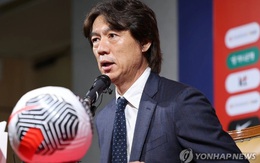 Đài truyền hình Hàn Quốc làm mờ khuôn mặt của HLV Hong Myung-bo sau “vụ bê bối” ở World Cup?