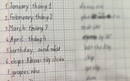 Lan truyền trang vở học thêm tiếng Anh gây tranh cãi: Thời đại nào rồi mà vẫn dạy theo cách này?
