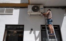 Nắng nóng hơn 40 độ, nhiều nhà ở Pháp, Anh giàu đến mấy cũng không được lắp điều hòa: Vì sao?