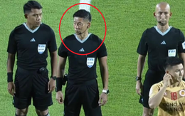 Trọng tài FIFA tạo ra 2 tình huống tranh cãi, đẩy tuyển Việt Nam vào thế bất lợi trước Indonesia là ai?