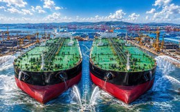 Phát hiện 2 tàu Trung Quốc dài bằng 3 sân bóng đá vừa hạ thủy, bắt đầu thực hiện nhiệm vụ lớn