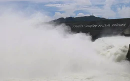 Mưa lớn kéo dài ở miền Bắc, thủy điện Hòa Bình sắp mở cửa xả đáy
