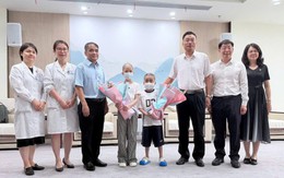 Bé gái Việt thoát cảnh truyền máu suốt đời nhờ sang Trung Quốc ghép tế bào gốc