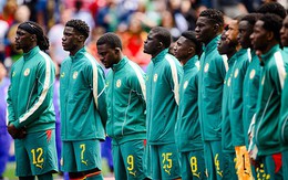 Chuyện thật như đùa: Tuyển Senegal dùng bác sĩ chuyên phụ sản chữa chấn thương ở World Cup