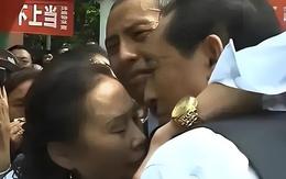 Con trai bị bắt cóc từ năm 2 tuổi, 32 năm sau mới tìm thấy, điều anh nói trong ngày đoàn tụ khiến nhiều người suy ngẫm