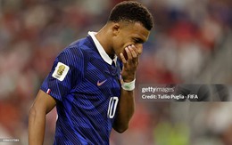 90 phút “kinh hoàng” của Mbappe: Sút hỏng 100%, không có bóng để chơi, cay cú nhận thẻ vàng