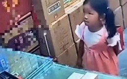 Bé gái 4 tuổi tự đi mua mì, bà chủ hỏi mẹ cháu đâu, câu trả lời của đứa trẻ khiến cô nghẹn ngào rơi lệ