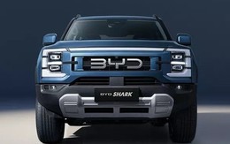 Chủ tịch Ford nói một câu khiến người Mỹ tái mặt: 'Chúng ta không thể mãi cấm xe Trung Quốc'