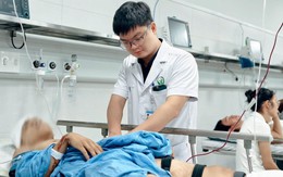 Thông tin mới nhất về sức khỏe các nạn nhân vụ xe khách lao khỏi cao tốc