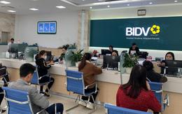 Trường hợp tài khoản ngân hàng Vietcombank, VietinBank, Agribank, BIDV... bị phong tỏa ngay lập tức