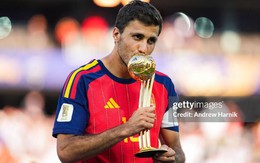 Rodri xúc động khi cùng Tây Ban Nha vô địch và giành Quả bóng vàng World Cup 2026: "Tôi là minh chứng cho nghị lực vượt qua nghịch cảnh"