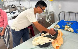 Cháu bé đi đá bóng phát hiện một trẻ sơ sinh nằm ở lề đường: Công an phường thông tin