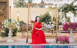 Nữ tiến sĩ hiếm hoi của showbiz Việt ở biệt thự rộng 1.000m² đẹp như resort, sống viên mãn bên chồng Viện trưởng