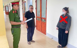 Thi hành lệnh bắt tạm giam nữ nhân viên giao hàng sinh năm 2001