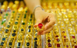 Giá vàng 22/7: SJC, nhẫn 9999 tăng nóng nhưng "chưa thấm vào đâu", bán vẫn lỗ gần 19 triệu/lượng so với đỉnh