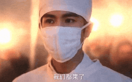 Đoạn clip đang cực viral của Trương Lăng Hách khiến 1 mỹ nam Việt bị chê cười