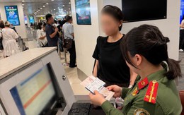 Nhiều ngày trước, một hành khách mang quốc tịch Trung Quốc bị chặn lại ở cửa khẩu sân bay Nội Bài