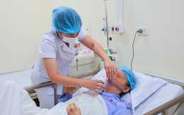 Nghẹt thở giành lại sự sống cho bà N.T.H., 84 tuổi