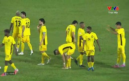 Lào coi như bị loại sau trận thua tan tác, Malaysia dễ gặp tuyển Việt Nam ở bán kết AFF Cup