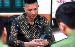 Huấn Hoa Hồng là ai?