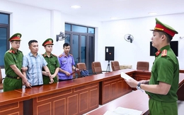 Bắt khẩn cấp một giáo viên vụ điểm thi toán cao bất thường ở Tuyên Quang