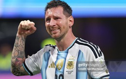 Đưa Argentina từ cõi chết trở về, Messi lại chứng minh điều khiến cả thế giới phải ngả mũ