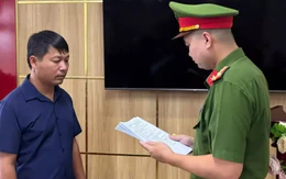 Khởi tố chủ cơ sở dùng hơn 163 tấn chất thải làm gạch