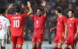Giải Đông Nam Á đầu tiên của FIFA & màn debut lận đận của "siêu đấu trường" World Cup