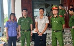 Bắt tạm giam người đàn ông nhận chiếc điện thoại 19 triệu đồng của shipper nhưng không trả tiền