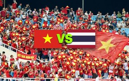 CĐV Việt Nam có hành động khiến báo Thái Lan bất ngờ trước chung kết AFF Cup