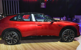Mazda CX-6e 2026 ra mắt: Nâng cấp LiDAR, hỗ trợ lái tới 130 km/h, có cả bản EV và EREV