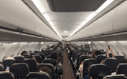 Cảnh tượng khó tin trên chuyến bay của Sun PhuQuoc Airways ở độ cao 35.000 ft