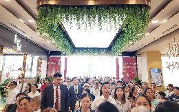 Đúng hôm nay - 28/8, 1 xã ở ngoại thành Hà Nội chính thức có TTTM Vincom đầu tiên: Rộng 27.000m2, cao 5 tầng, xuất hiện đại siêu thị Thái Lan